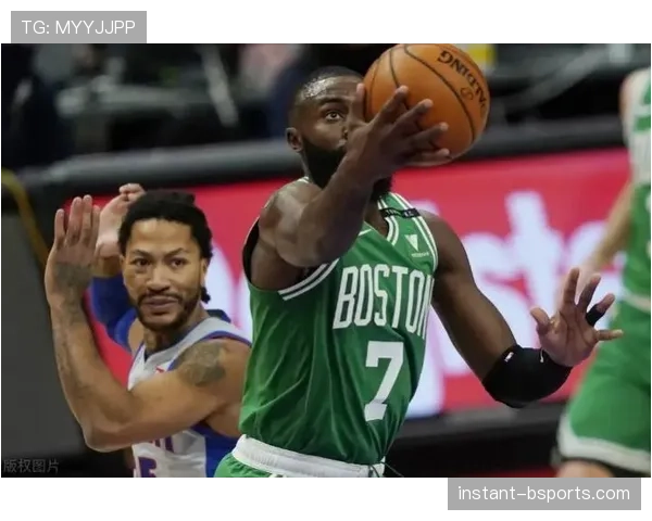 布朗无球切入拉开空间应对换防较上季更高效